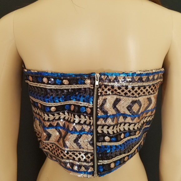 Sequined Halter Top - Picture 3 of 4